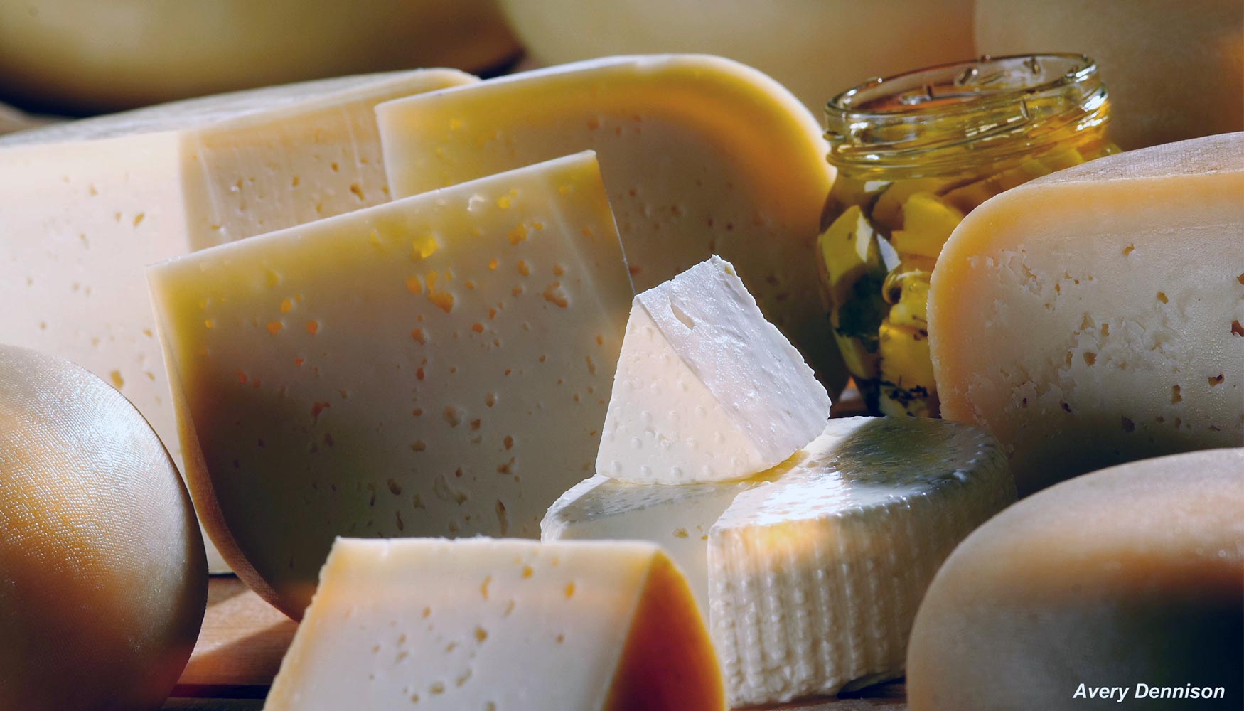 El lactosuero de quesera constituye el principal subproducto de la industria lctea y su alto contenido en materia orgnica lo convierte en un...