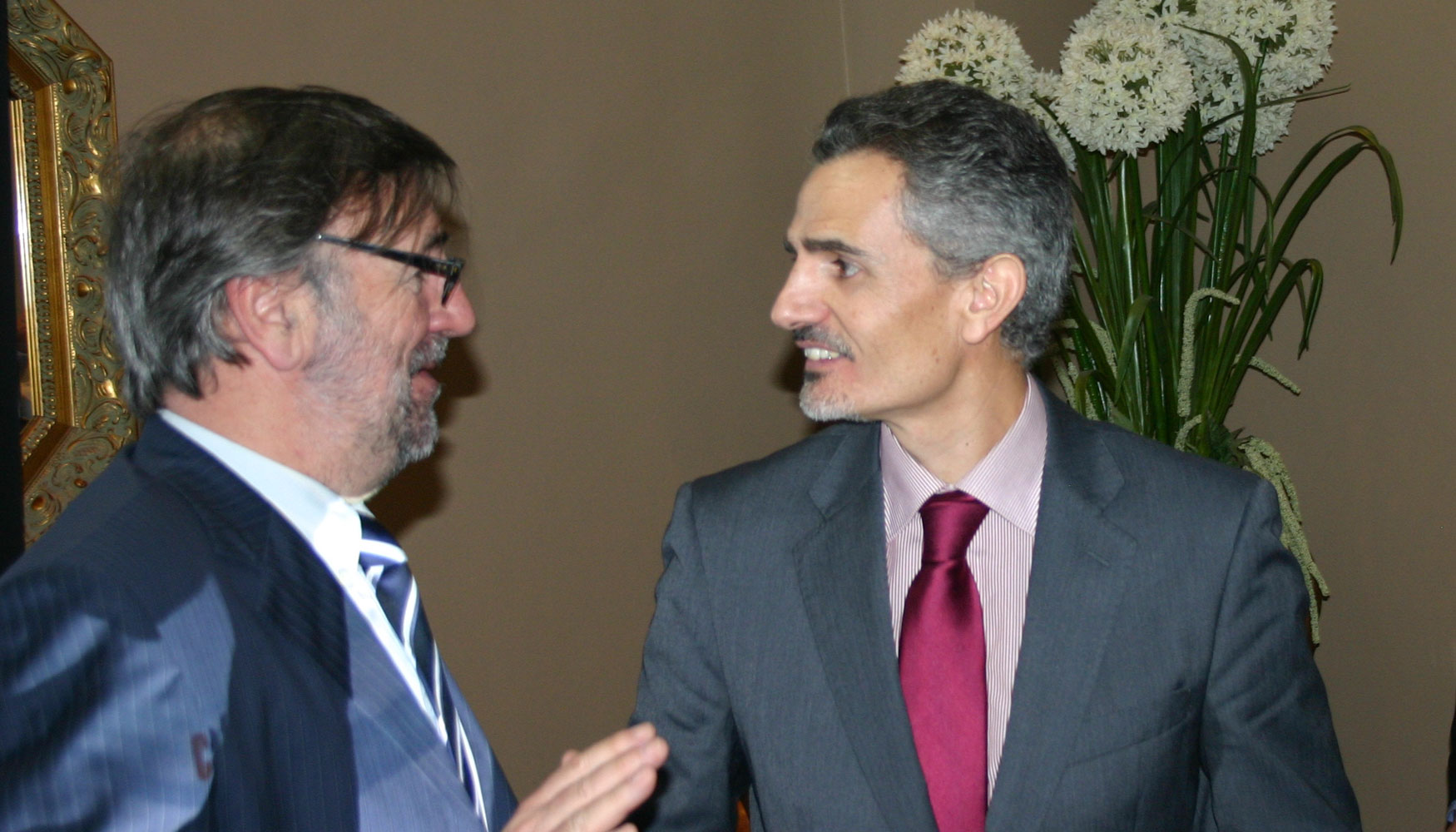 El gerente de Anfapa, Robert Bened, con el secretario general de Aisla, Alvaro Pimentel