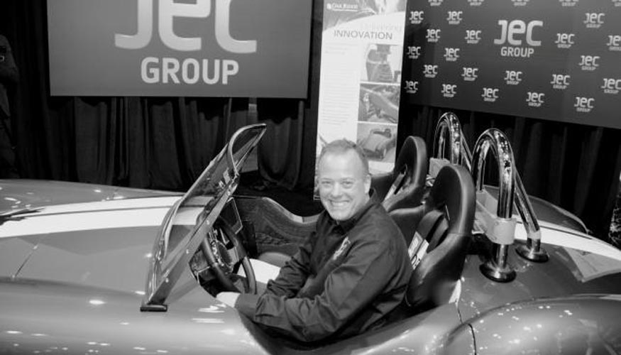 Ron Garan conduciendo el Shelby Cobra en 3D