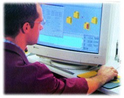 El software PC-DMIS ayuda a analizar los datos y a crear informesde inspeccin para los clientes