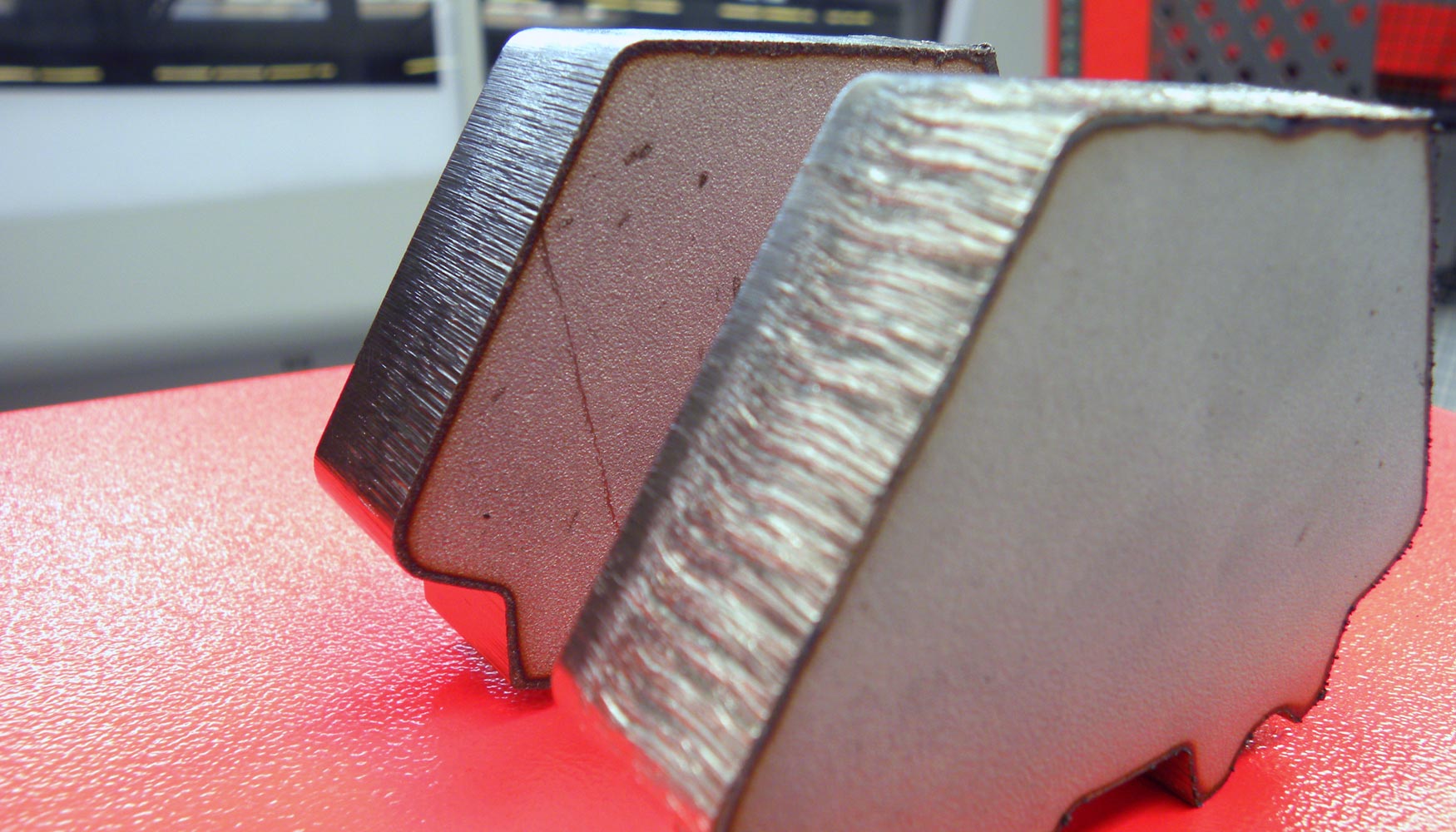 La funcin Power Cut permite obtener una excelente calidad de corte incluso en espesores de material hasta 25 mm