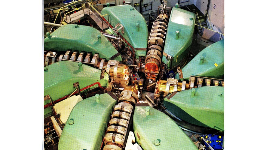CERN al duplicar su potencia ha imitado al ciclotrn del PSI, en la foto, que ahora alcanza un voltaje de 590 MeV. Acelera muones, piones y neutrones...