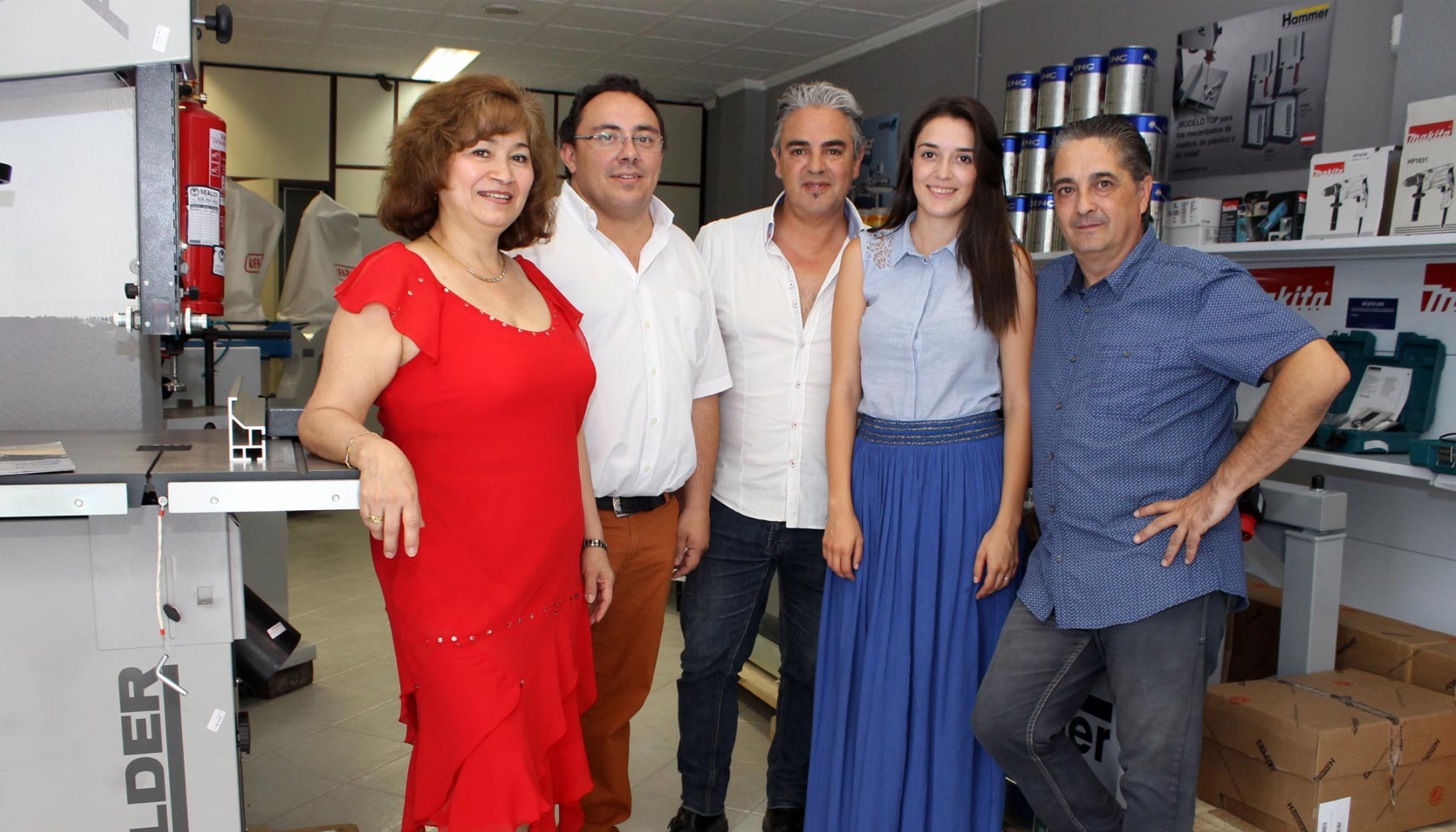 Carlos Gmez junto a su esposa y equipo en Hermade. Junto a ellos, Luciano Puigdemont, responsable de Felder Group