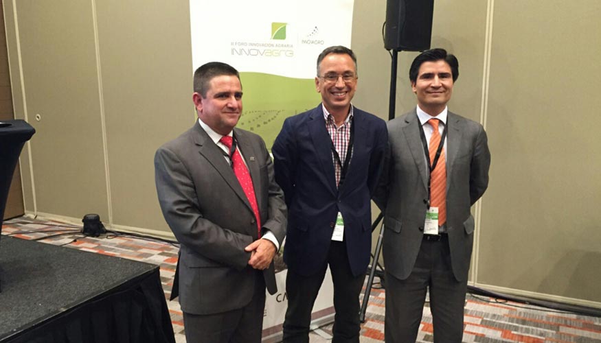 ngel Barranco, presidente de Tecnova, Mauricio Lastra, presidente de Innovagro, y Hctor Echeverra...