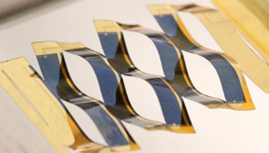 Investigadores de la Universidad de Michigan han desarrollado clulas solares que pueden rastrear el sol, hacindolas ms eficientes...