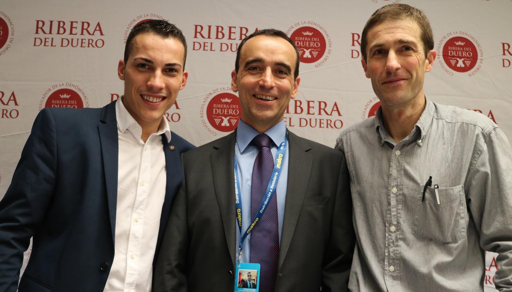 Guillermo Cruz, sumiller, Miguel Sanz, director general de la D.O., y Juan Carlos Muro, sumiller