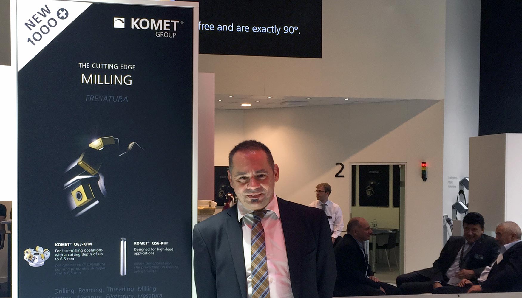Ricard Roijals en el stand de Komet en EMO 2015