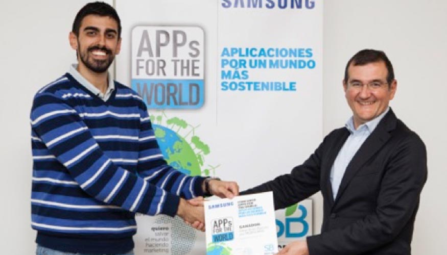 Un joven de 24 aos gana el concurso Apps for the World por su app centrada en mejorar la vida de las personas que deben tomar algn tipo de...