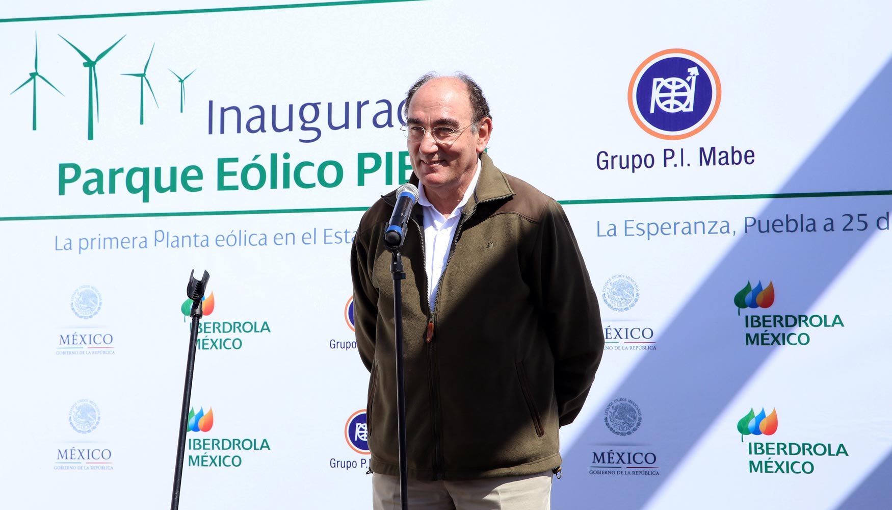 Galn inaugura el parque elico mexicano Pier II