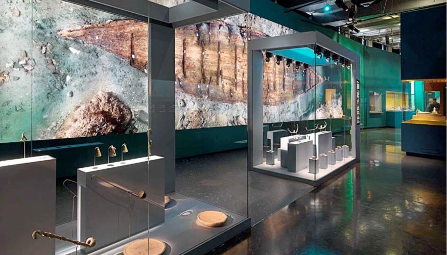 Las valiosas piezas de la exposicin merecen ser expuestas de la mejor manera posible para garantizar que los visitantes puedan ver cada detalle de...
