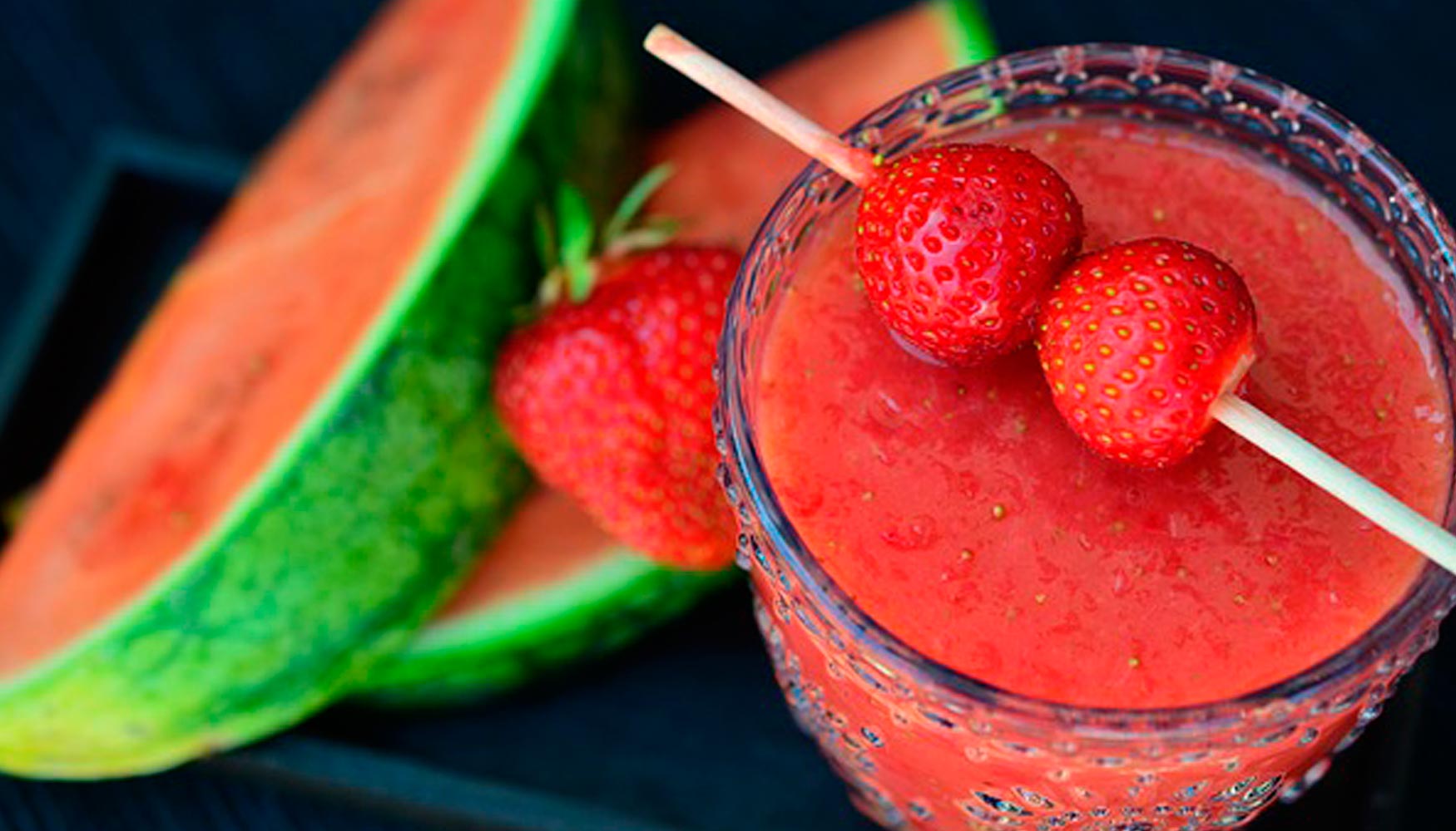 El Departamento de Salud y Servicios Humanos recomienda elegir frutas y sus zumos en lugar de snacks...