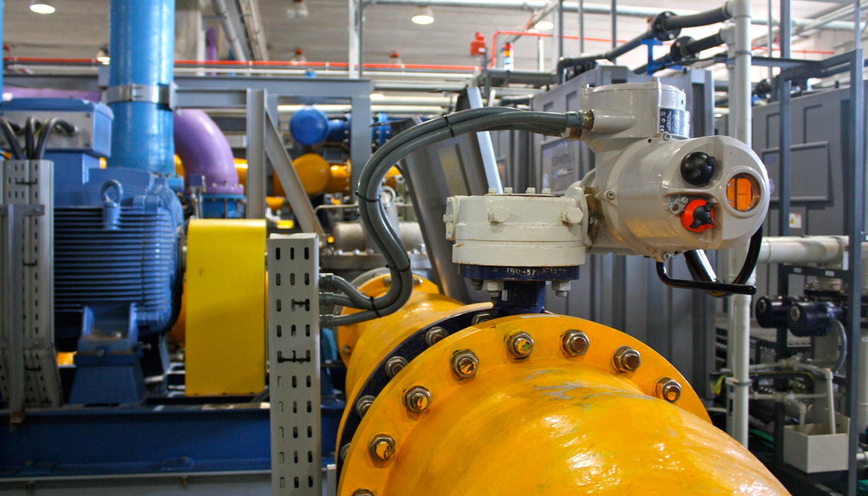 El proyecto tiene como objetivo identificar e introducir mejoras en los procesos industriales