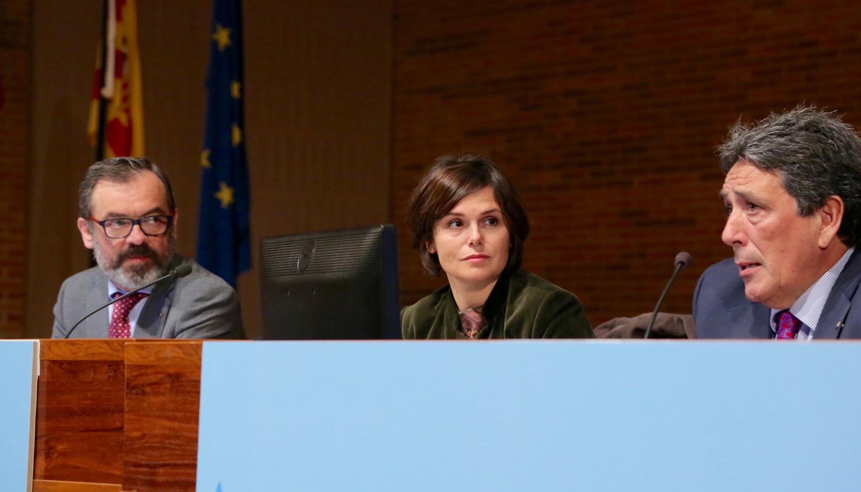 La directora del Instituto Aragons del Agua, Ins Torralba, ha expuesto la importancia de este debate en Aragn
