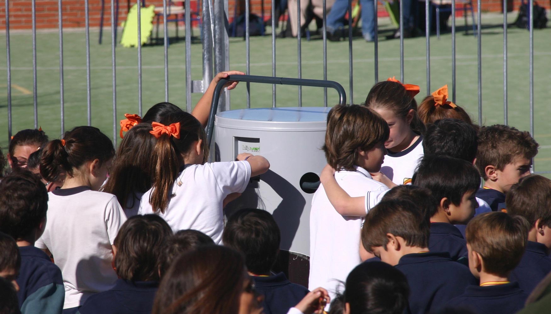 El programa Cada Lata Cuenta potencia el reciclaje entre los escolares