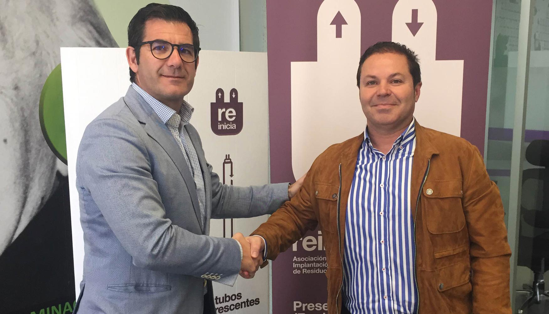 Reinicia firma con la ADAEE un convenio para impulsar el reciclaje de RAEE en Murcia
