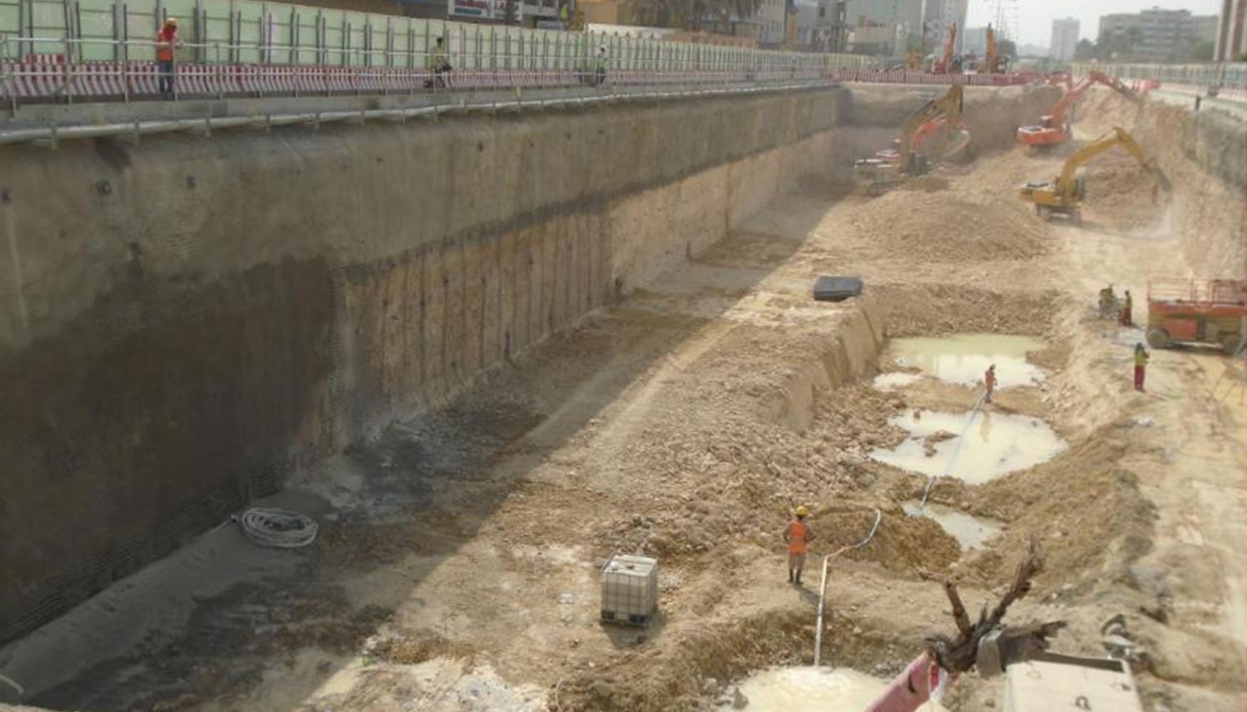 Drenaje del agua fretica y pozos de recogida del agua de infiltracin