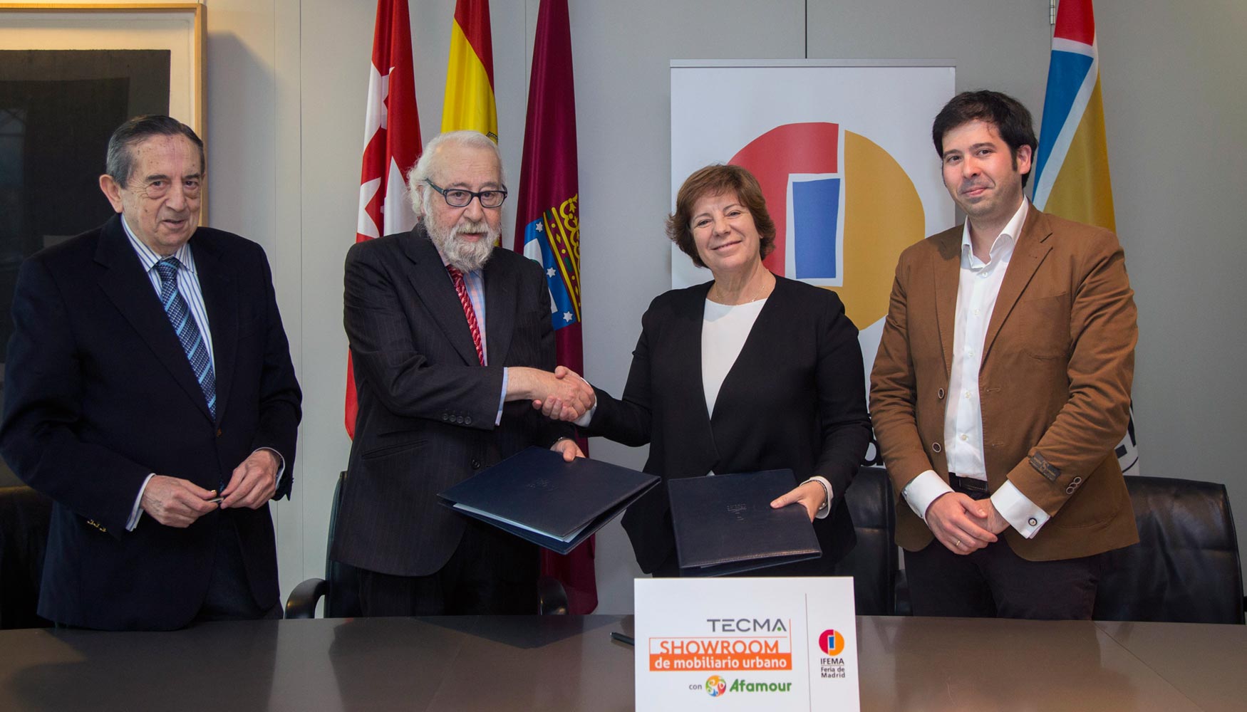 Firma del acuerdo entre Ifema y Afamour, Asociacin Nacional de Mobiliario Urbano y Fabricantes de Parques Infantiles...