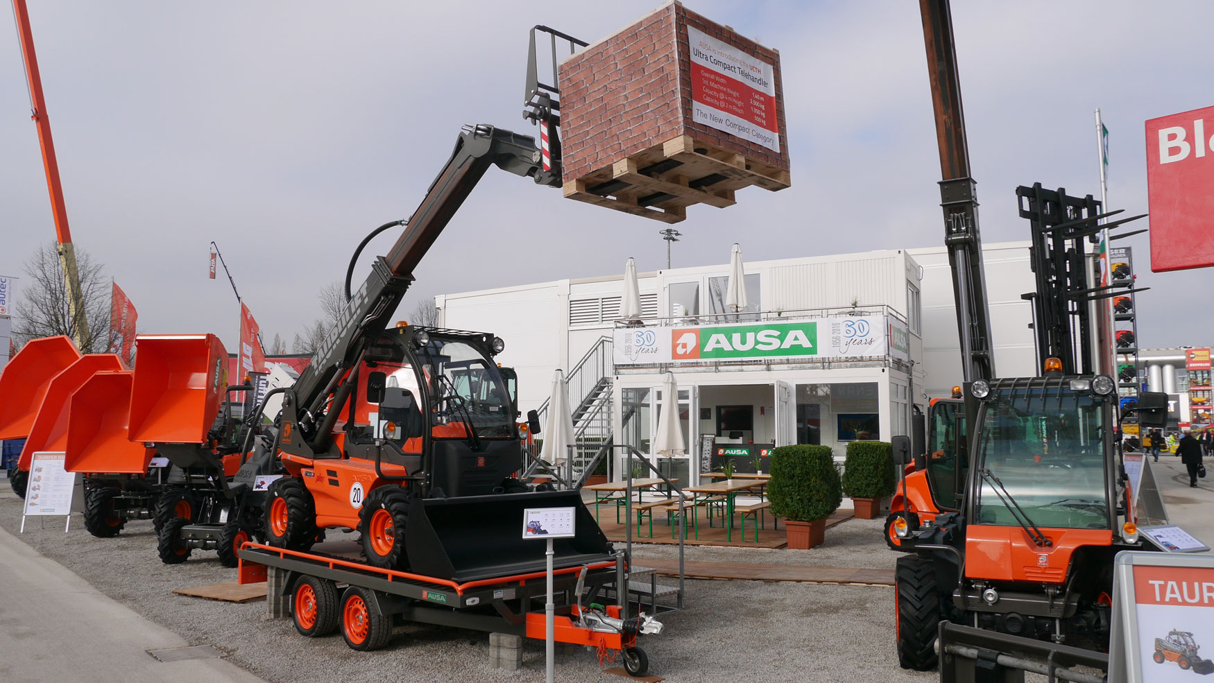 El Taurulift T144 puede ser transportado en un remolque con permiso de coche