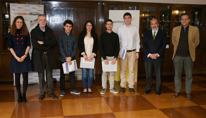 Ganadores del Primer Premio y representantes del Aula Cermica, de Hispalyt y de la ETSA-UPM