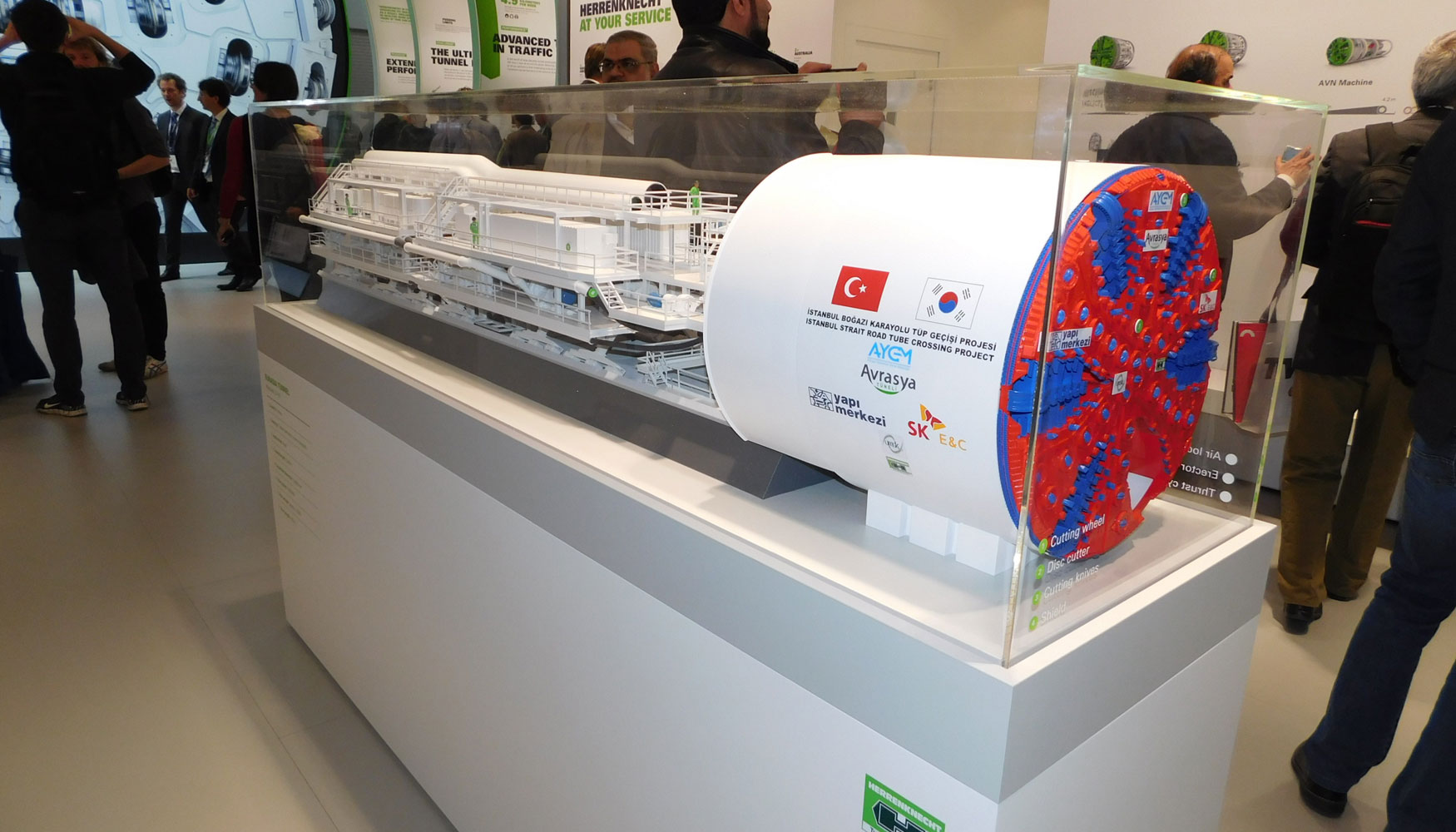 Maqueta de la tuneleadora empleada en Estambul para construir el nuevo tnel bajo el Bsforo