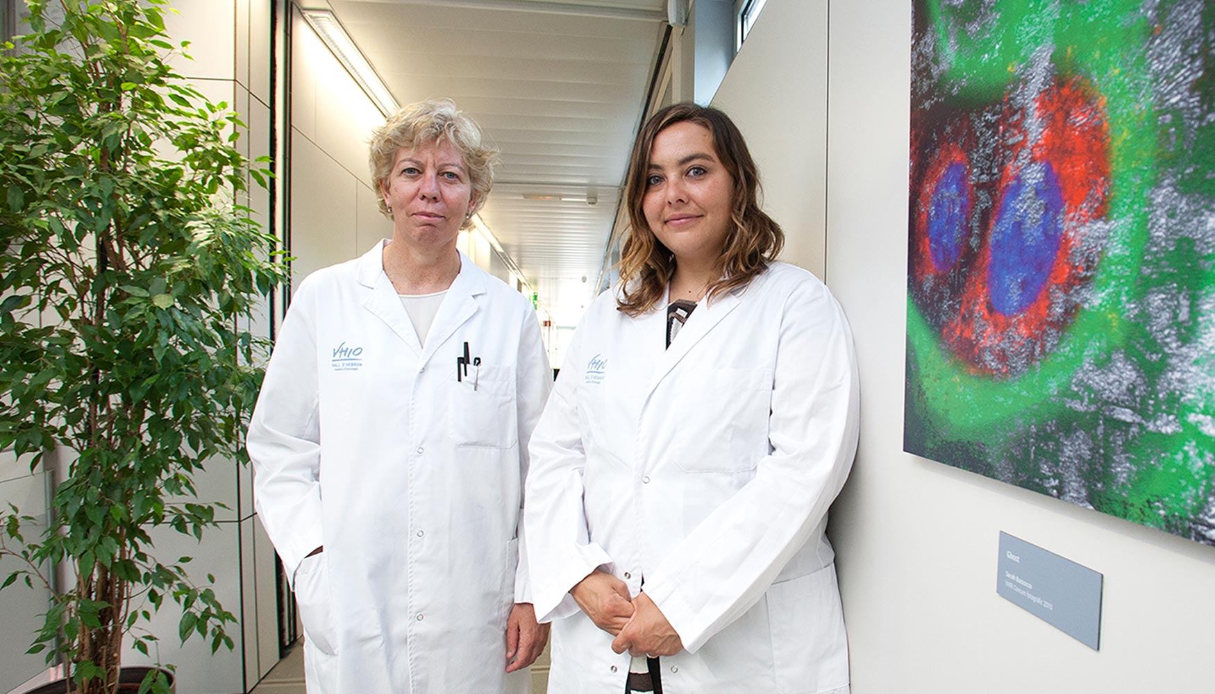 De izquierda a derecha, la doctora Enriqueta Felip y la doctora Ana Vivancos
