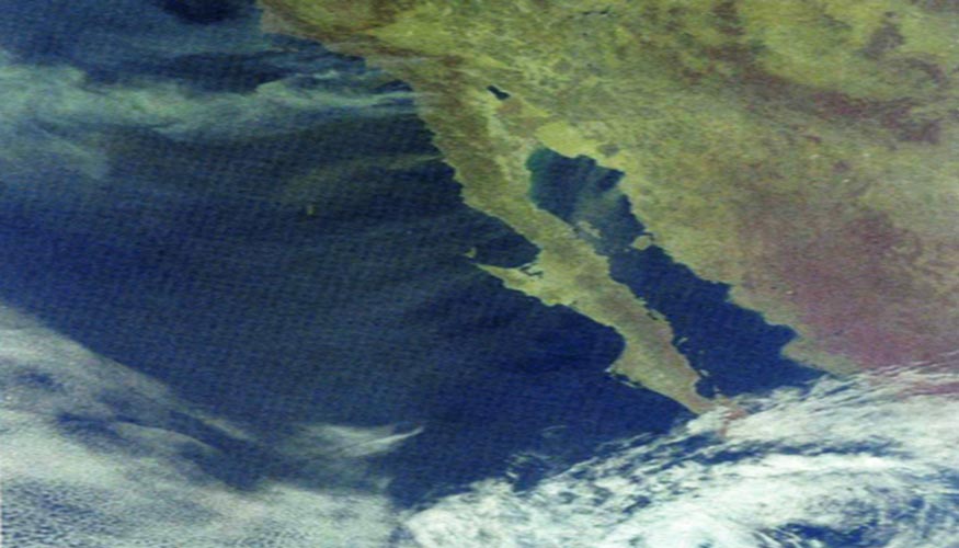 Un anticicln atmosfrico al sur de California visto desde satlite