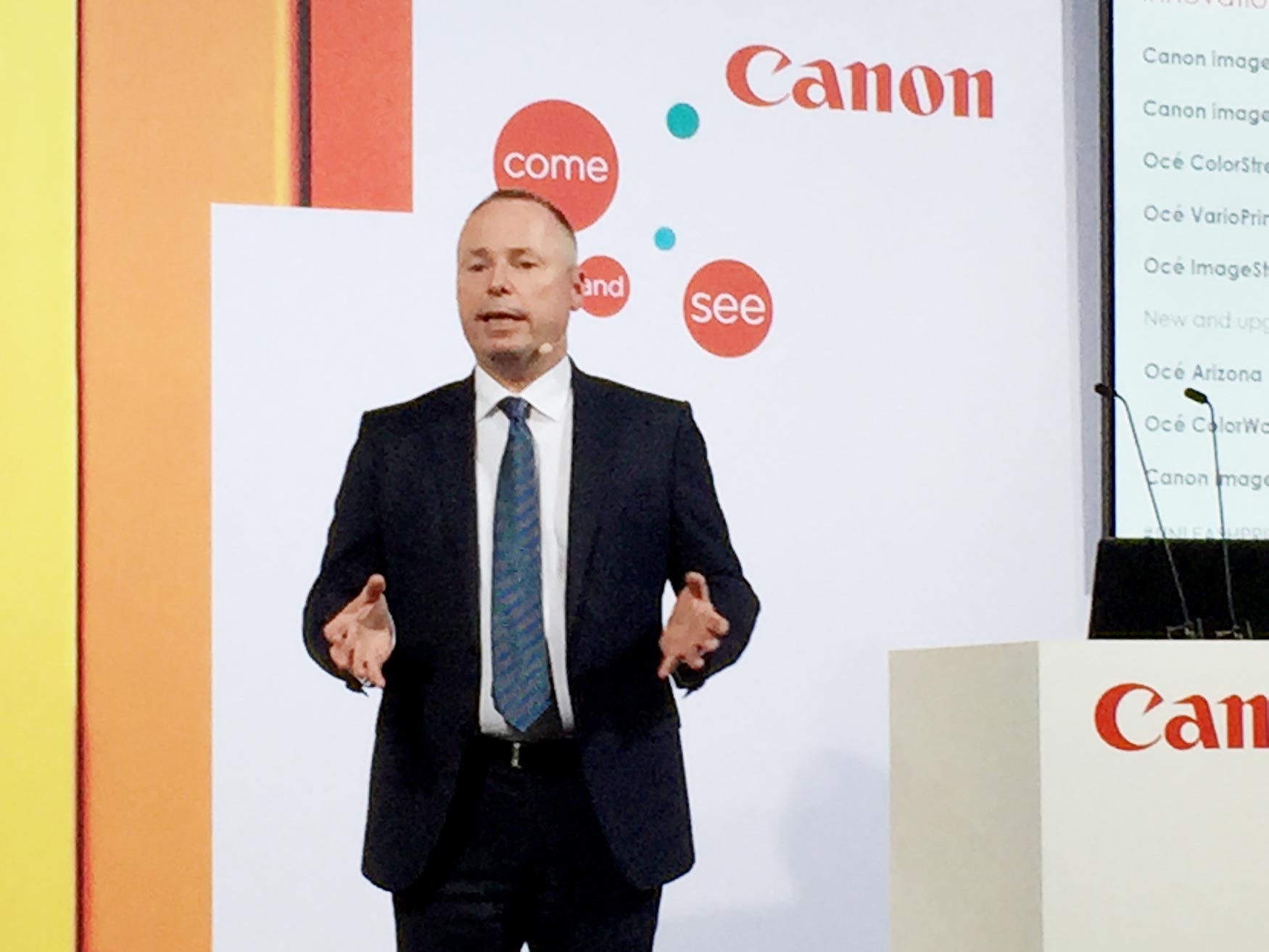 Peter Wolff, durante su intervencin en la presentacin de Canon en Drupa 2016