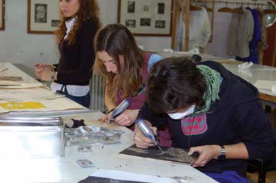 Alumnos de Bellas Artes de la UCM trabajan con la herramienta Stylus de Dremel