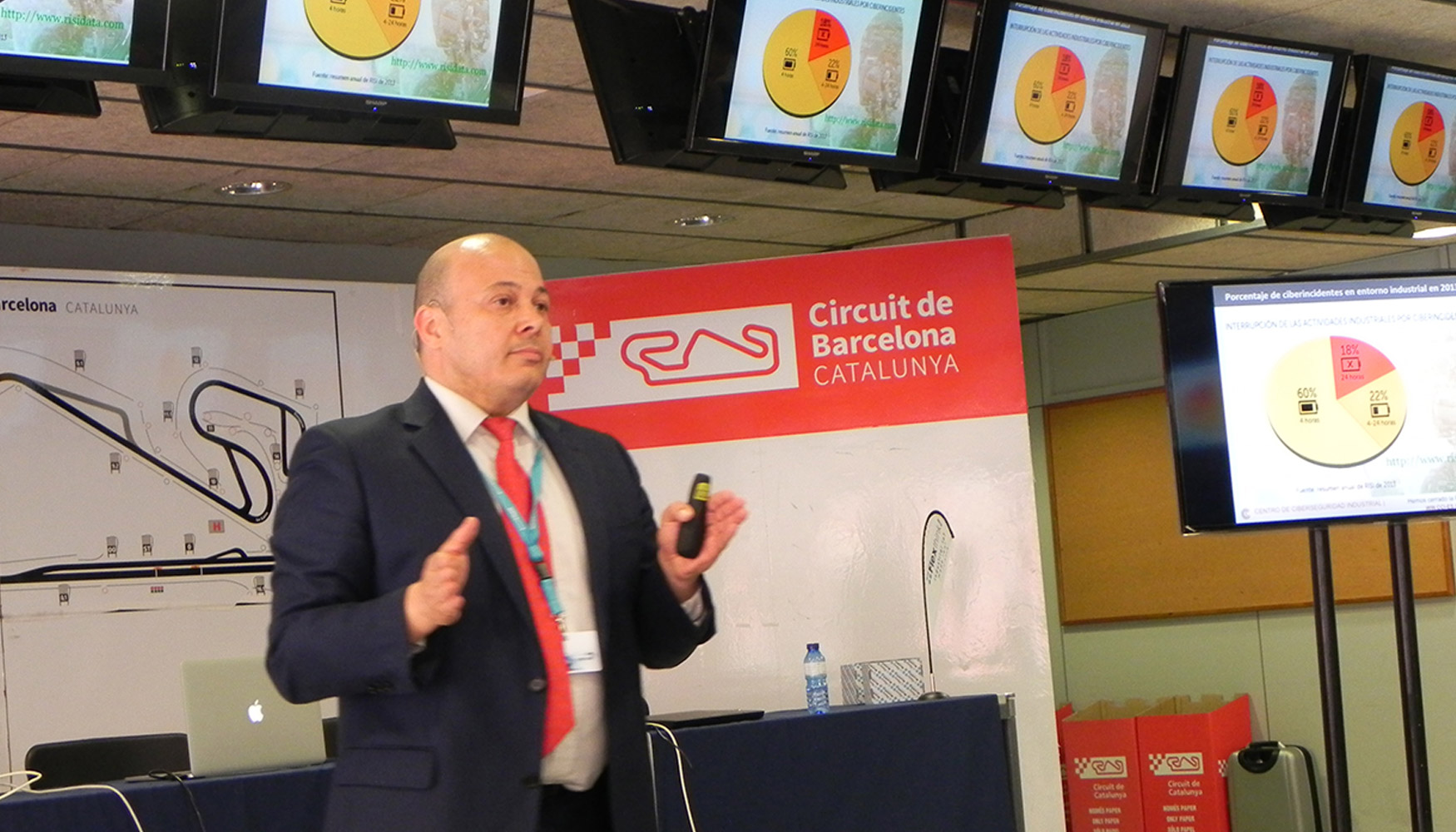 Jos Valiente, durante su ponencia Hemos cerrado la fbrica por un incidente de ciberseguridad