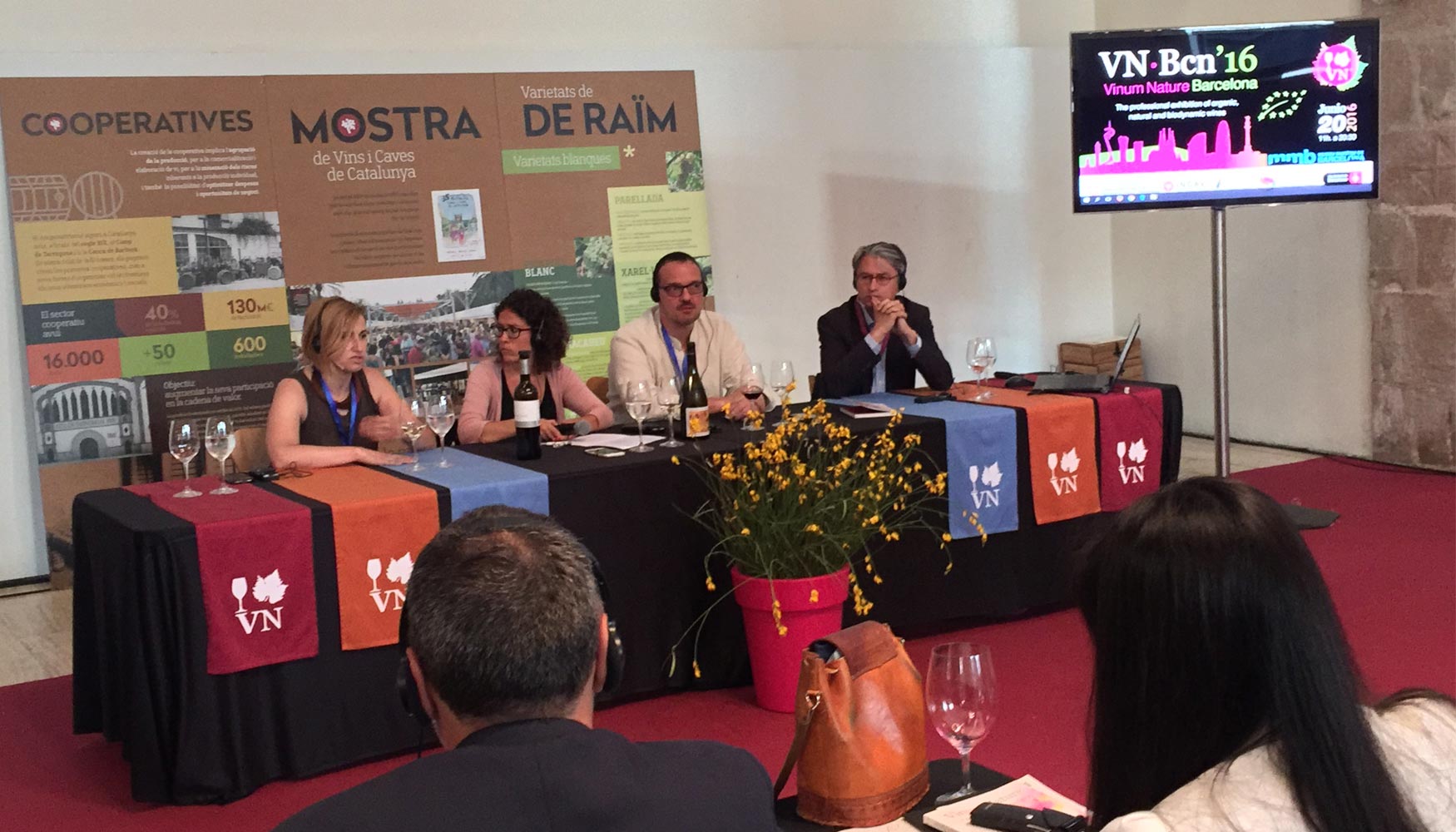Anna Casabona, Ruth Troyano, Llus Manel Barba y Lus Tolosa durante el debate