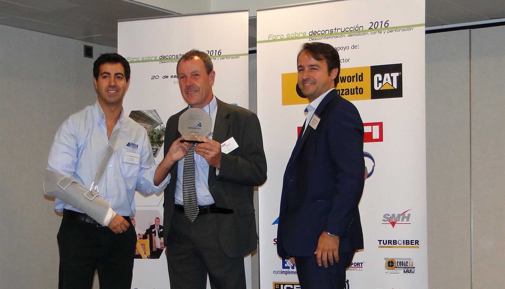 Entrega del Premio de Demolicin 2016 al mejor producto a Arden Equipment