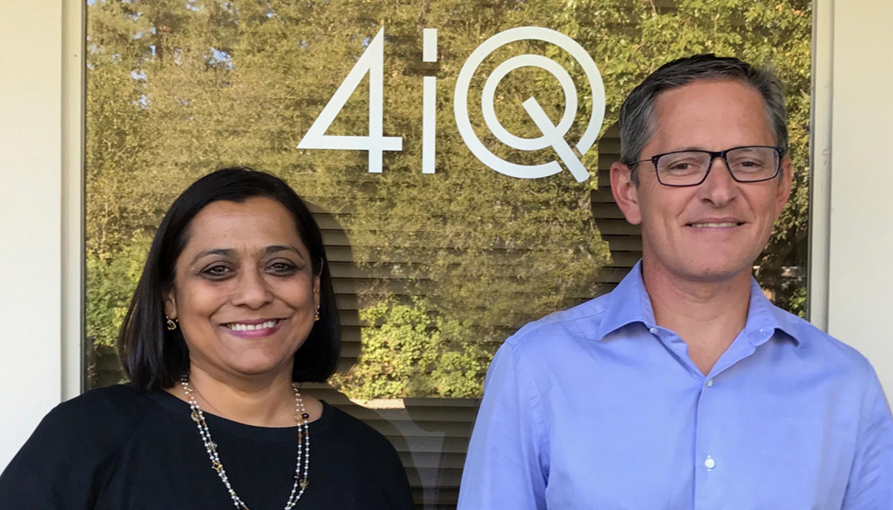 Monica Pal, CEO y Julio Casal, Co-fundador de 4iQ