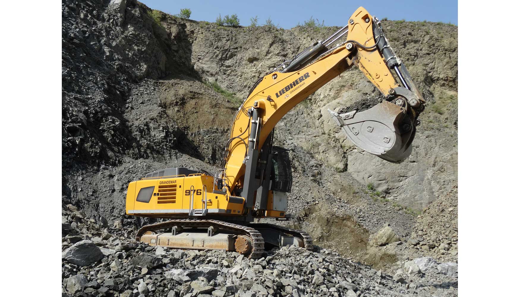 La elevacin de la cabina de las excavadoras sobre cadenas ofrece una visibilidad ptima de la zona de trabajo