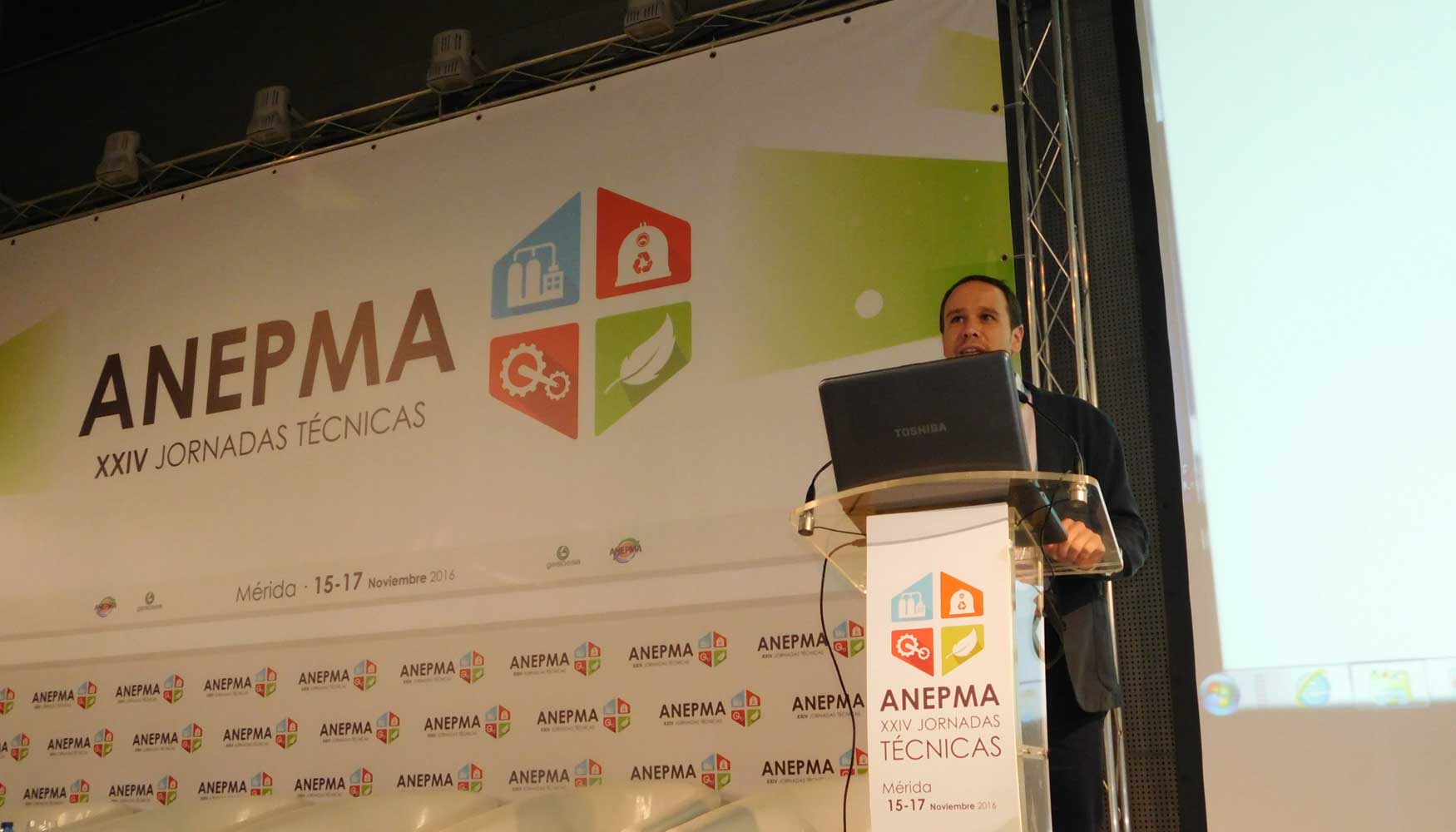 lvaro Jimnez, gerente de Promedio, durante su ponencia en las XXIV Jornadas Tcnicas de Anepma
