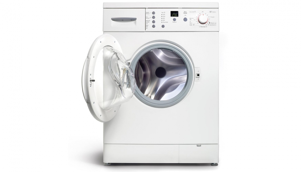 El gigante surcoreano LG ha elegido Lexan HF1110R para fabricar la tapa de la lavadora inferior (pedestal) de sus lavadoras dobles de gama alta...