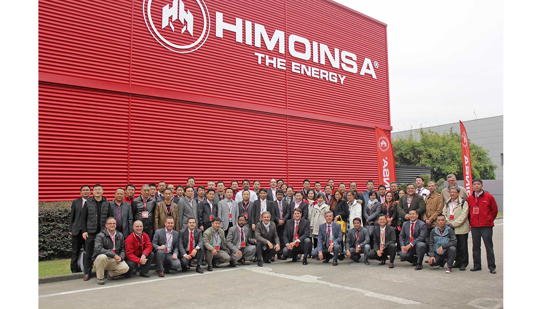 Foto de familia con los distribuidores de Himoinsa en Asia Pacfico que asistieron al acto de celebracin del 10 aniversario de Himoinsa China...