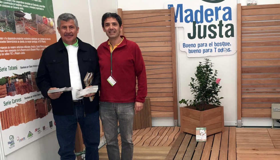 Javier Fernndez, director general de Copade (a la derecha), junto a Joel Pacheco Mangandi, presidente de Forescom...