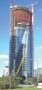 El rascacielos est� construido con un hormig�n especial resistente al fuego