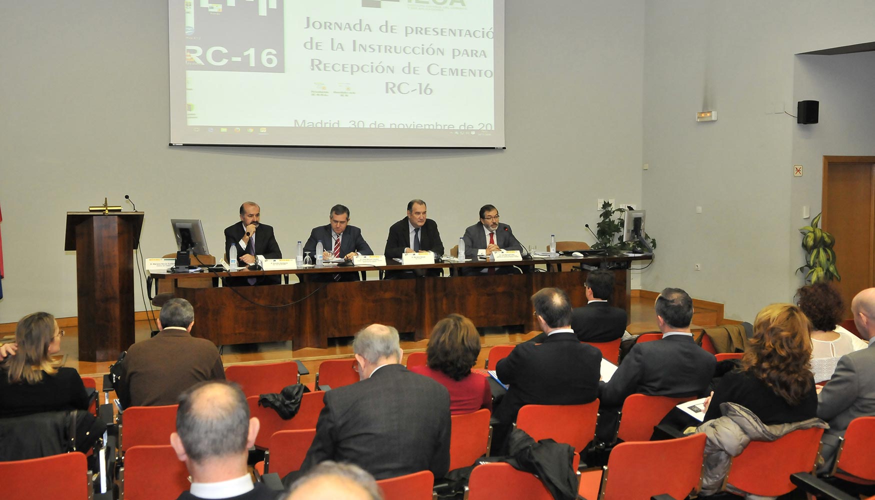 Presentacin en Madrid de la nueva Instruccin para la recepcin de cementos, RC-16