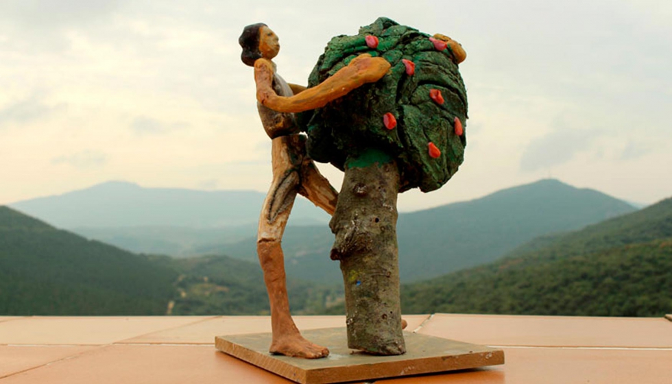 Serie de esculturas realizadas por Mara Jos Recalde para los Premios Fundacin Endesa a la Ecoinnovacin Educativa