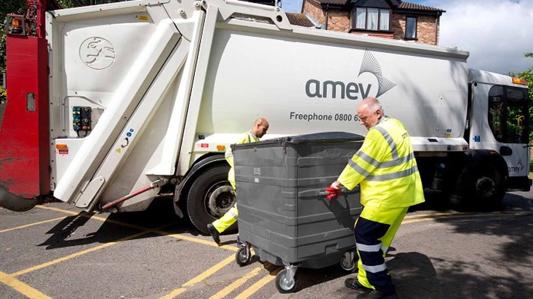 Servicio de recogida de residuos proporcionado por Amey