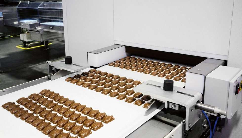 Cantidad con calidad: las modernas lneas de produccin fabrican chocolate y productos de confitera con fiabilidad y rapidez. (Foto: Bhler)...
