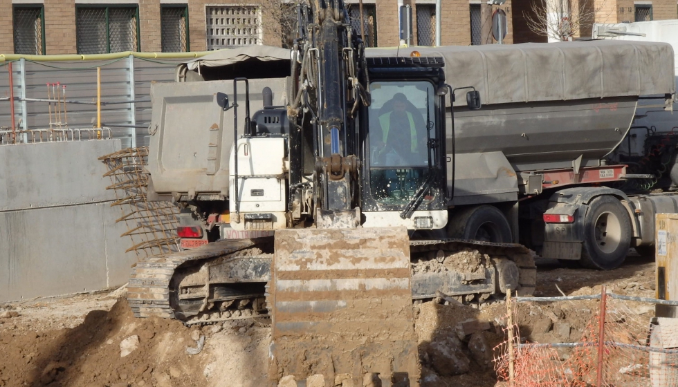 Esta es la primera excavadora de Hidromek adquirida por Montraveta Excavacions