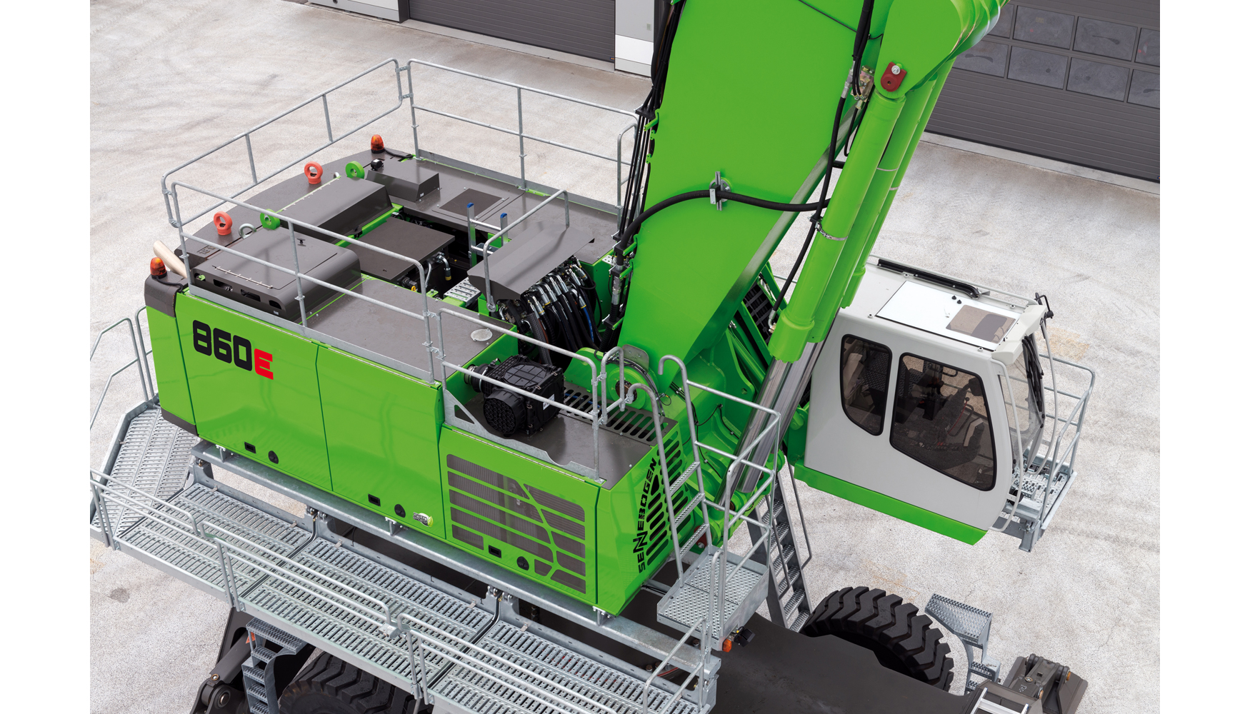 La Sennebogen 860 serie E permite ahorrar hasta un 30% de carburante gracias a su innovador sistema de recuperacin de energa Green Hybrid de...