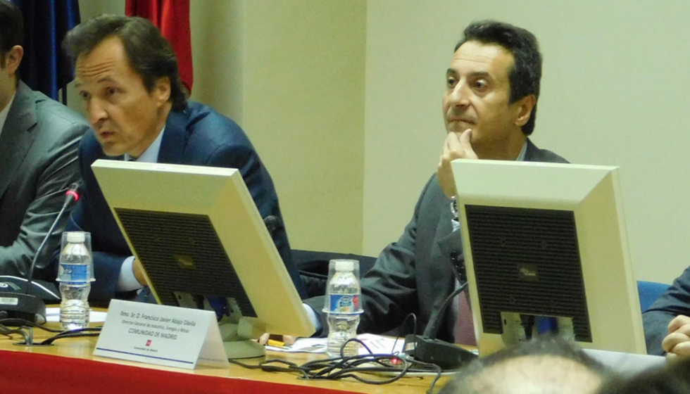 El director general de Andimat, Luis Mateo Montoya (izquierda) y director general de Industria, Energa y Minas de la Comunidad de Madrid...