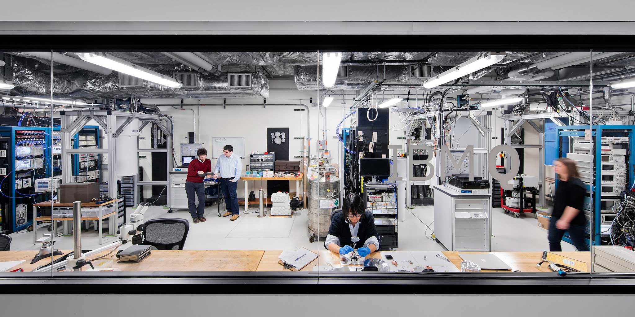 Laboratorio de IBM Q en el centro de investigacin T.J. Watson de Nueva York (EE UU)