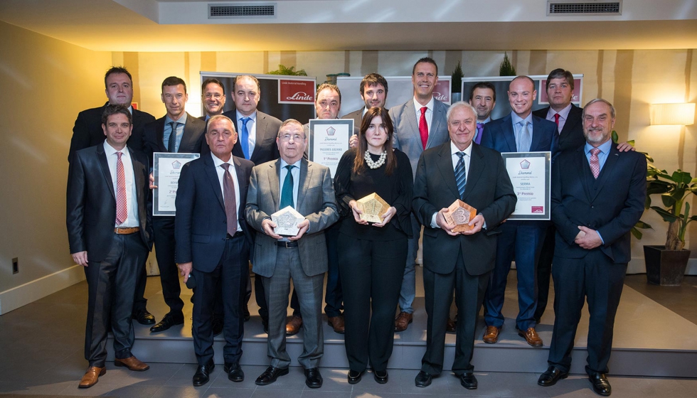 Los galardonados con los premios Linde Diamond por la excelencia en la gestin empresarial...