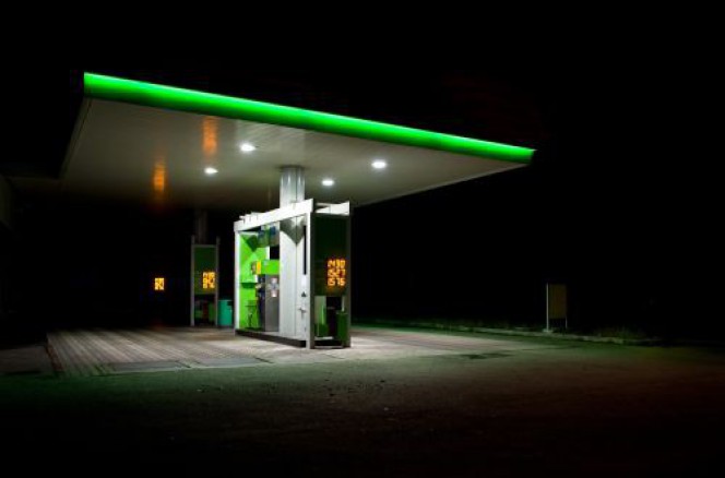 La CNMC propone que las gasolineras desatendidas no deban cumplir algunos requisitos que s afectan a las estaciones de servicio con personal...