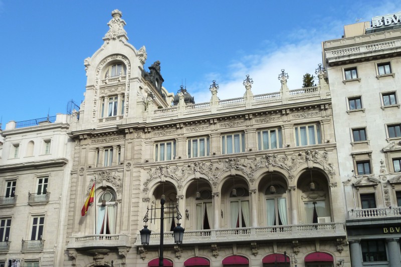 El edificio del Casino de Madrid, ubicado en el inicio de la calle Alcal, termin de construirse en 1910