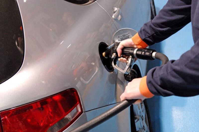En noviembre, por primera vez en cuatro meses, el diferencial promedio de precios de la gasolina 95 y el gasleo A aument hasta situarse en 10...